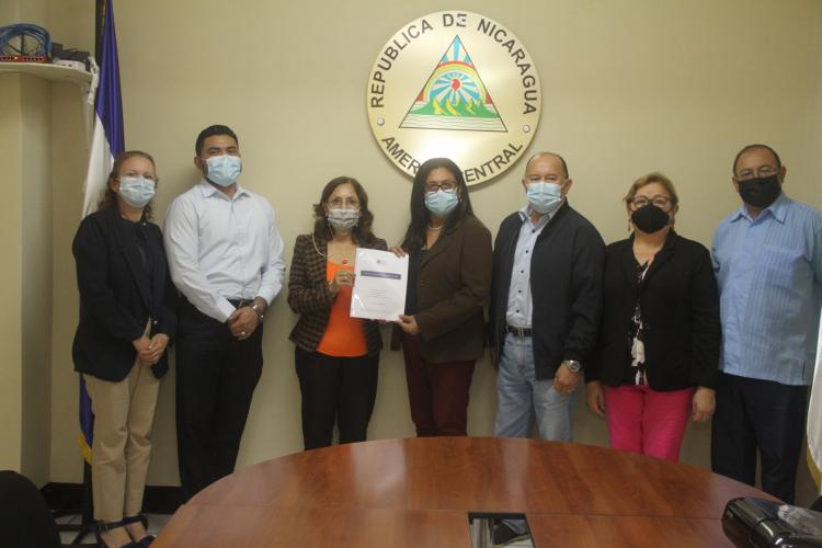 Pares presentan Informe de Visita de Verificación Externa - UAM